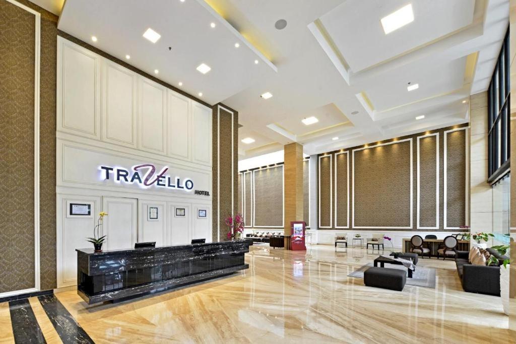 Travello Hotel Бандунг Екстериор снимка