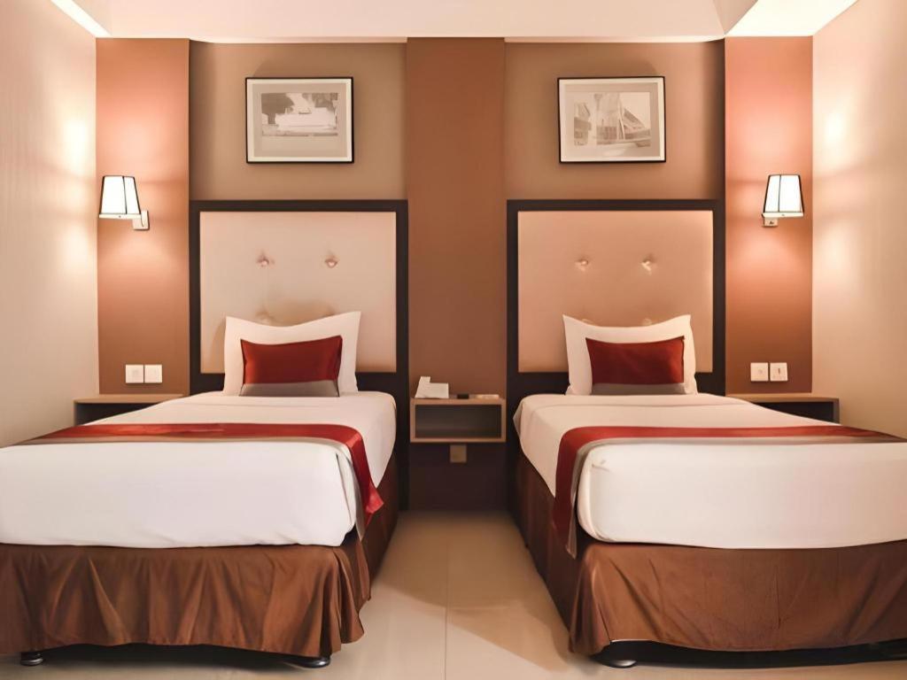 Travello Hotel Бандунг Екстериор снимка
